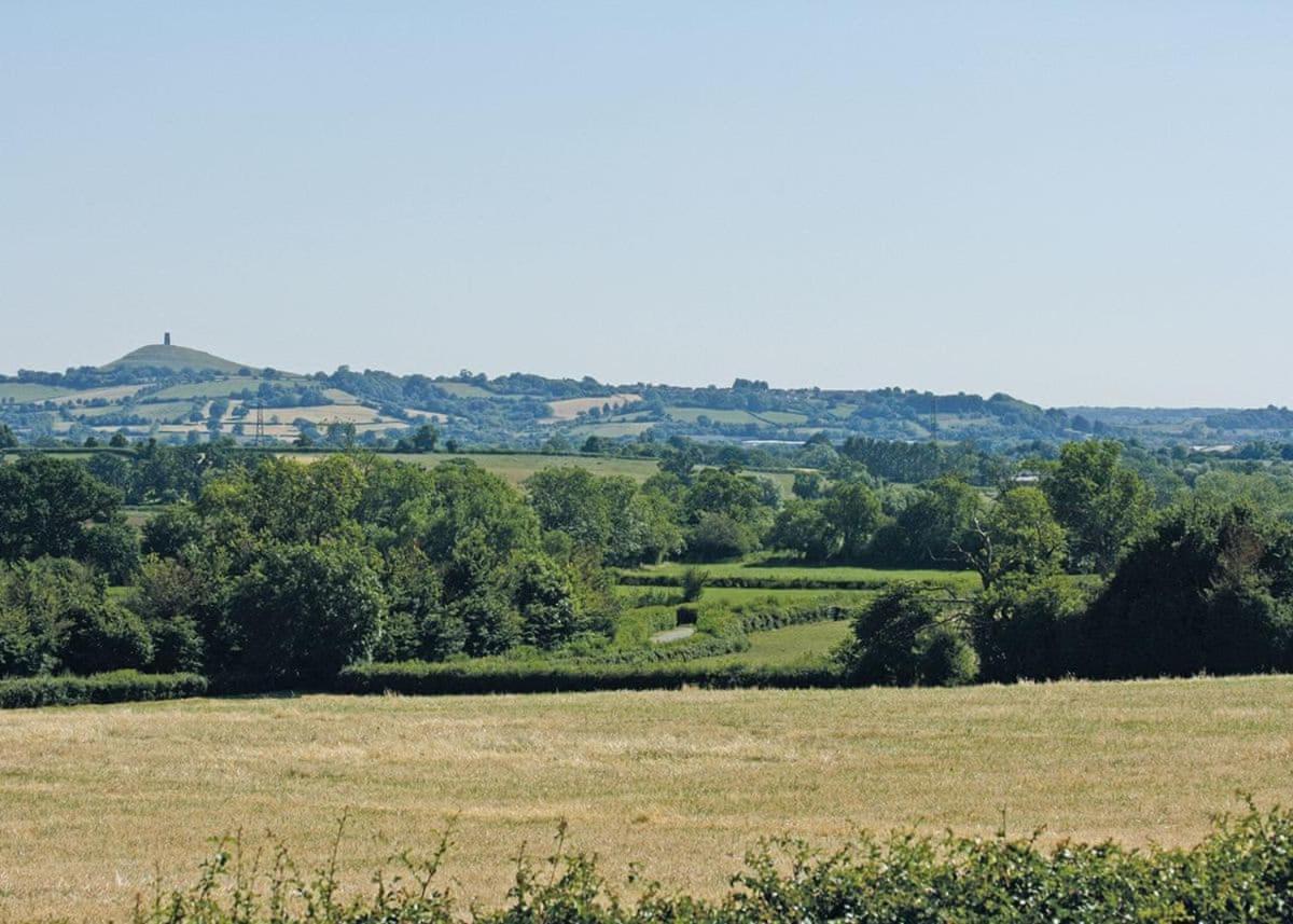 Отель Burcott Country Retreats Wookey Экстерьер фото